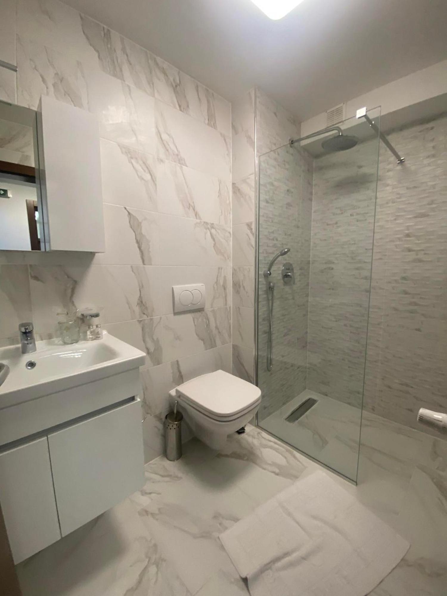Dishli Hotel & Spa Struga Eksteriør bilde